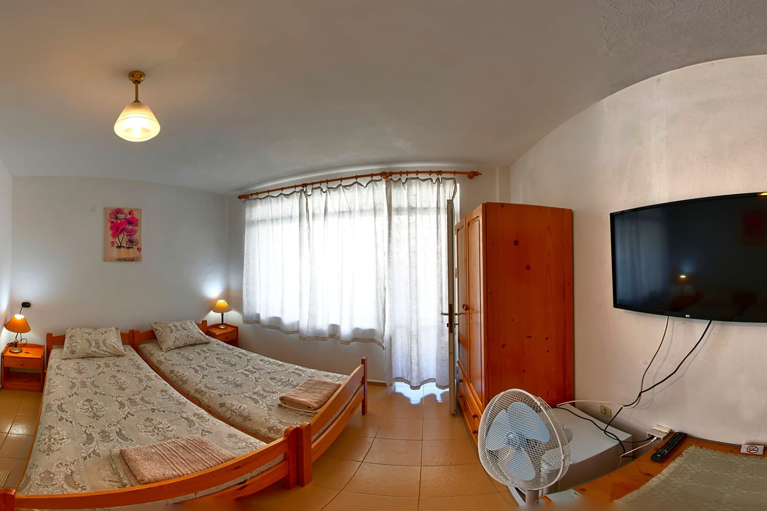 Hotel Astra bright room interior